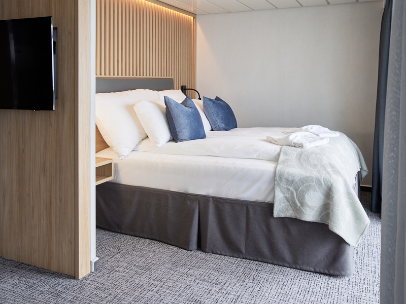 Balcony Deluxe Accessible